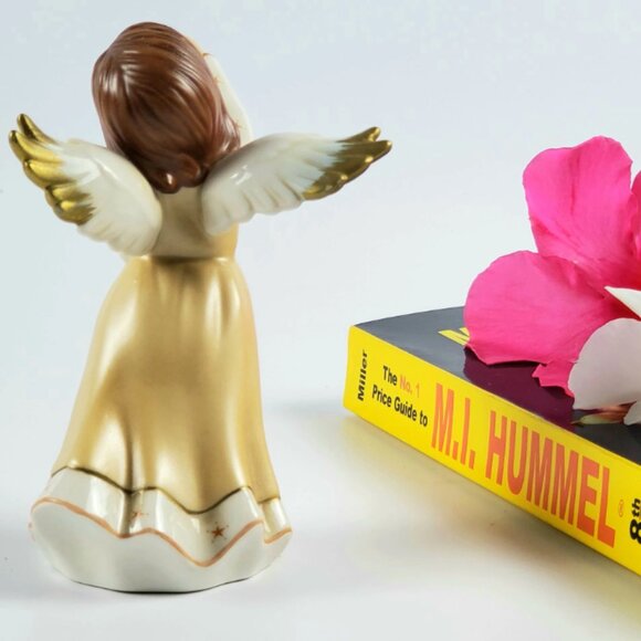 Hummel Figurine -TMK 8 - Angelic Wishes 2008 Annual- North American Exclusive - Picture 10 of 10